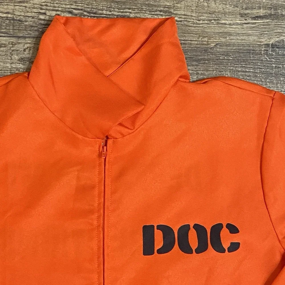Spirit Halloween Adult S/M Orange DOC Inmate Convict Costume Cosplay Theater